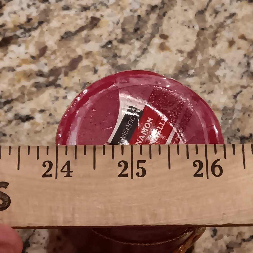 White Ceramic Holders & Red Scented Accent Candles Set NEW! - Picture 6 of 11